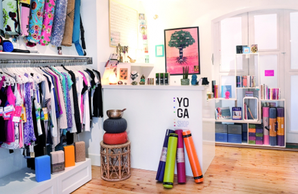 yoga shop 02